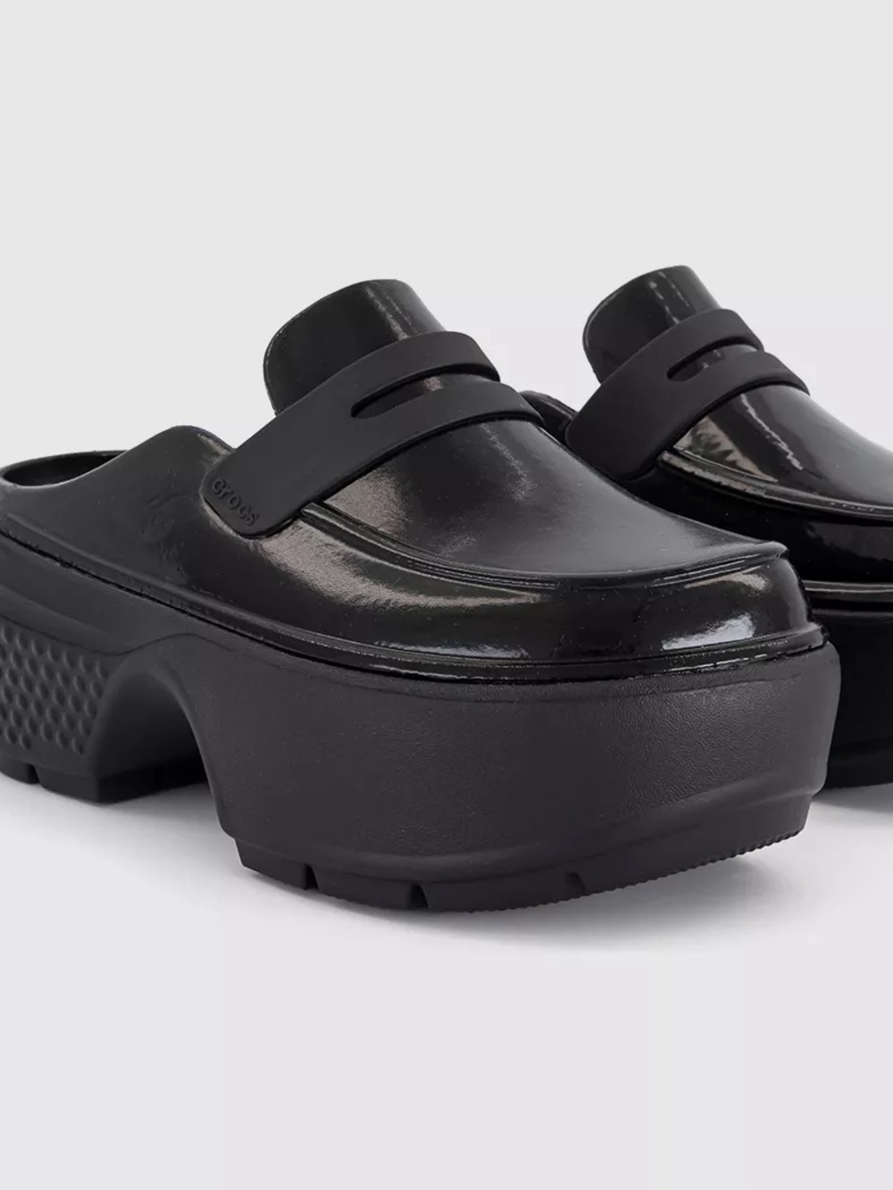 Crocs Stomp High Shine Women's Black Loafers 6W